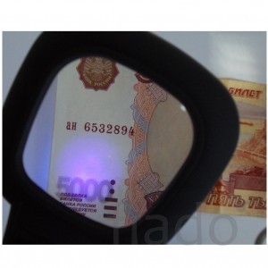 Увеличительное стекло с детектором валют
