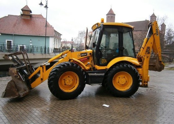 Аренда экскаватора-погрузчика JCB 215