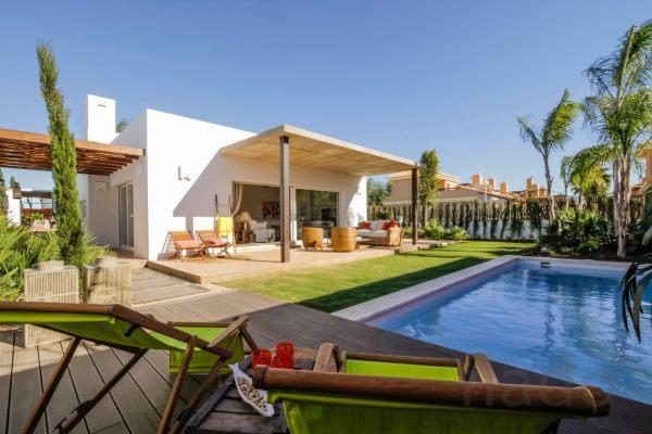 Недвижимость в Испании, Новые виллы между морем и заливом в Ла Манга