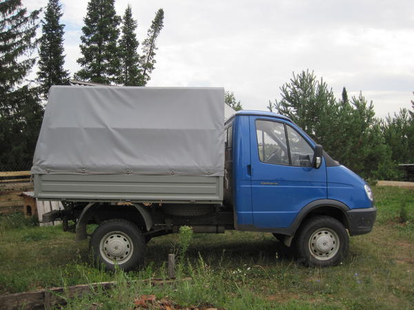 ГАЗ 2217 Баргузин бортовой.