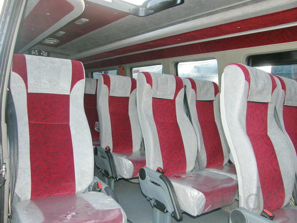 Замена сидений в микроавтобусе Компания БасЮнион осуществляет прода
