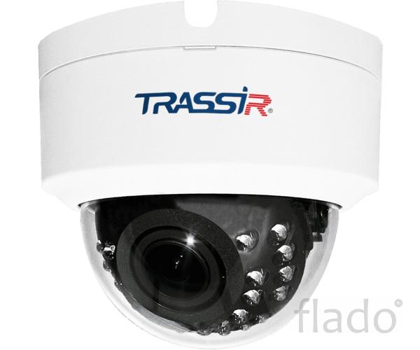 Trassir TR-D2D2 объектив 2.7-13.5 мм 2 Мп купольная IP видеокамера с