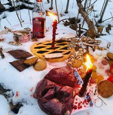 Черная ведьма Юлия таролог авторские ритуалы через кладбище