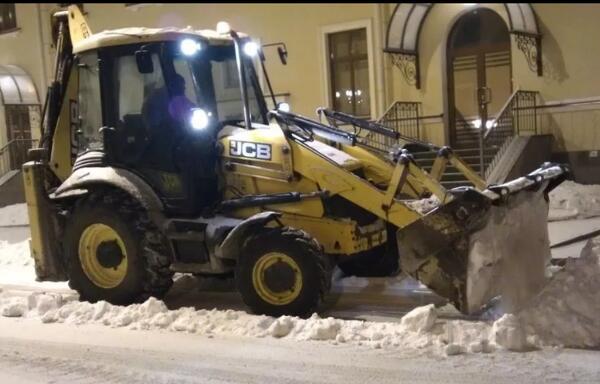 Уборка снега Адмиралтейский район