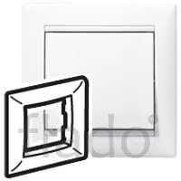 Legrand 774451 рамка