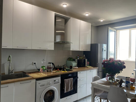 2-к квартира, 65 м², 6/16 эт.