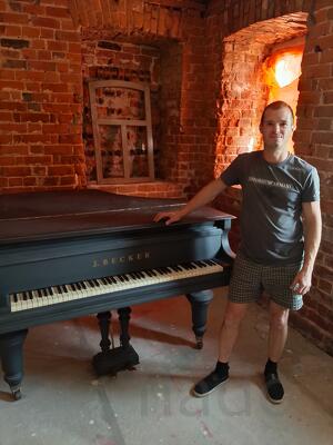 Доставка,спуск и подъем пианино