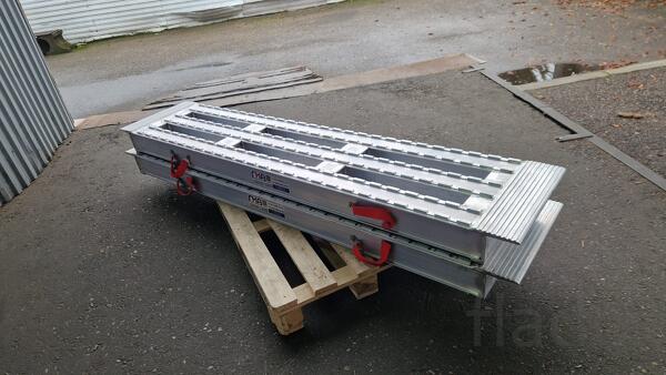 Проставки алюминиевые 2400 мм