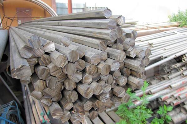 Шестигранник калиброванный 14Х17Н2 18мм, ГОСТ 8560-78, Т/О цена 970000