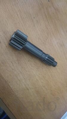 вал редуктор хода MAG18V Yanmar B3 / VIO30 / VIO35 / B27 / B37