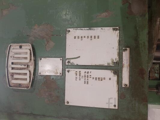 Продаем гидравлический пресс PYE 160 (ус. 160 т)