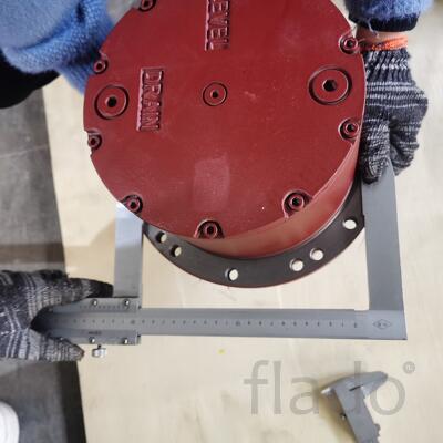 KOMATSU PC20-7 редуктор хода в сборе с гидромотором