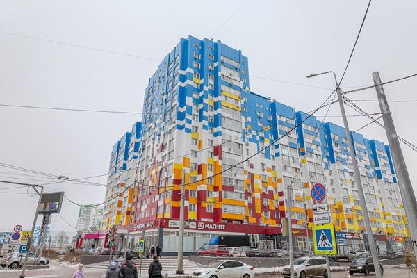 В продаже коммерческое помещение в самом центре Спутника 215 кв.м