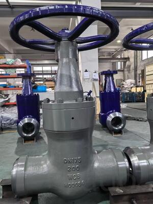 Энергетическая задвижка высокого давления под приварку со штурвалом DN