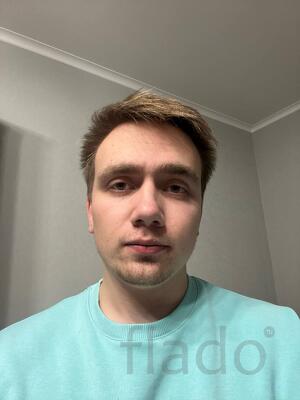 Медбрат делаю делаю общий массаж всего тела