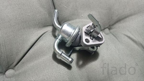 Насос ручной подкачки топлива Kubota V1505/D1005/D1105 для двигателя К