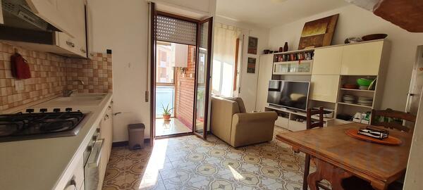 Квартира на морском курорте Неттуно в Италии