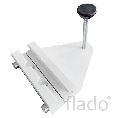 Крепление кронштейна для монитора на медицинский рельс