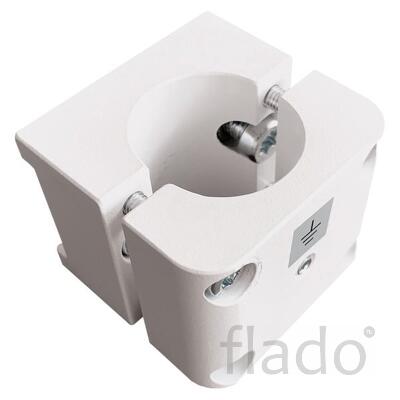 Крепление кронштейна для монитора на вертикальную штангу