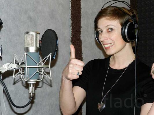 Подарочный Микс дамам на Праздник Весны на звукозаписывающей студии