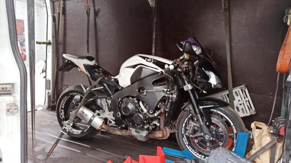 Перевозка мотоциклов по маршруту СПб – Луга — Санкт-Петербург