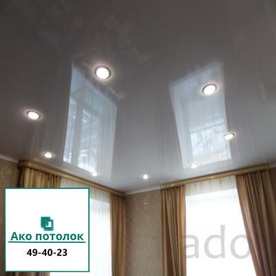 Глянцевый белый натяжной потолок купить в Омске