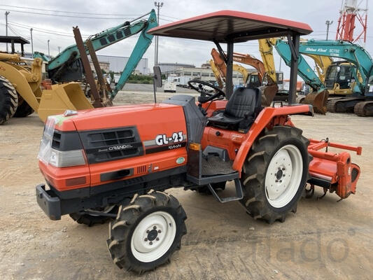 Минитрактор Kubota GL-23 крыша 4х4 фреза наработка 1230 мч