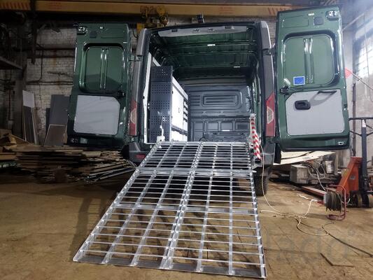 Трап алюминиевый складной