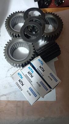 шестерни редуктора хода Kubota U30 / Yanmar ViO30, Yanmar ViO35, Take