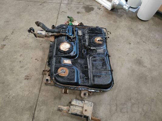 Ремонт бензобака Kia carens в СПБ Кировский район