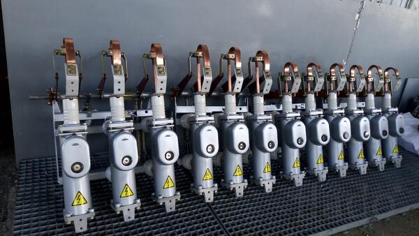 Выключатель масляный ВПМ-10-20/1000