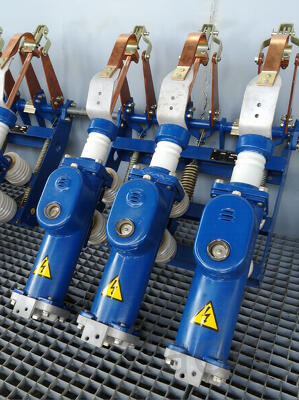 Выключатель масляный ВМГП-10-1000-20