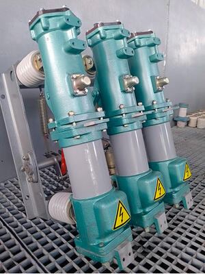 Выключатель масляный ВМП-10-630-20