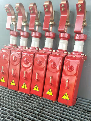 Полюс выключателя ВМГ-133