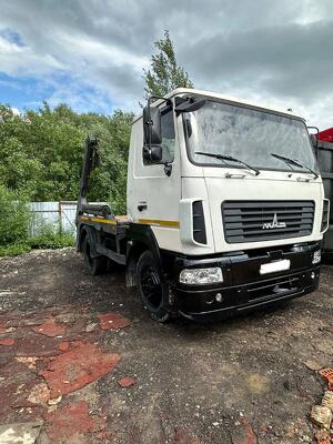 Вывозим мусор контейнерами 8м3, 20м3, 27м3 и ГАЗелями 7м3-12м3