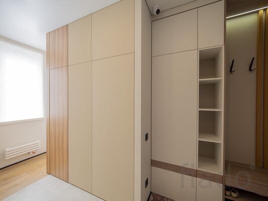 Шкаф для компактной прихожей