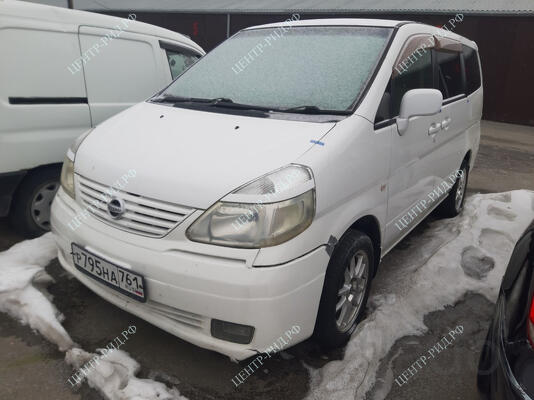 Nissan Serena, 2004
