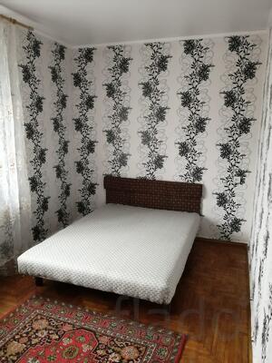 2-к квартира, 42 м², 3/3 эт.