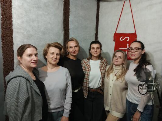 Родители, пришла пора записать песню детям на выпускной