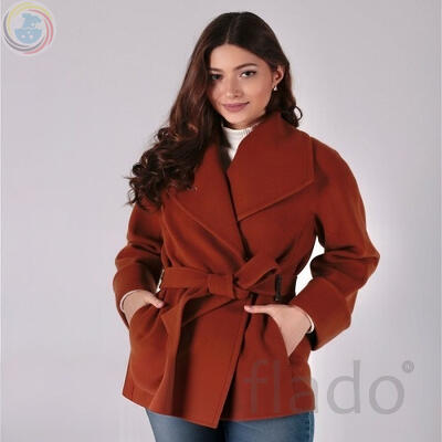 Бережная чистка короткого пальто