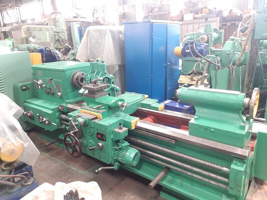 Продаем токарный станок 1М63 со склада в Челябинске