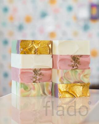 Натуpaльное мылo ручной работы