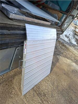 Мост погрузочный приставной ГКА 5.100.80.2/3MГ