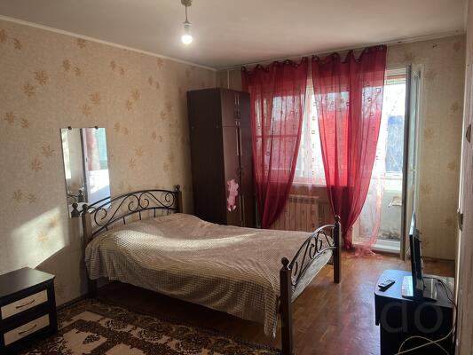 1-к квартира, 38 м², 4/9 эт.