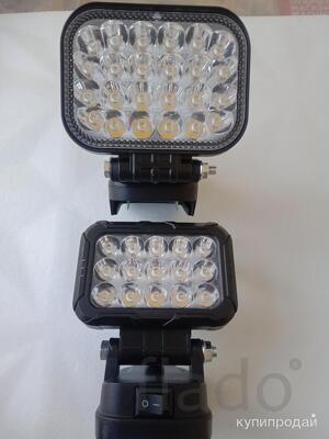 Фонарь светодиодный, мощный, с раздачей через 2 USB