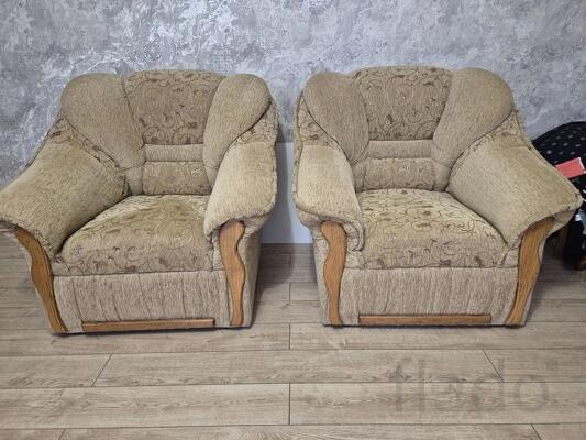 Продам 2 кресла