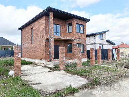 Дом 150 м² на участке 4 сот.