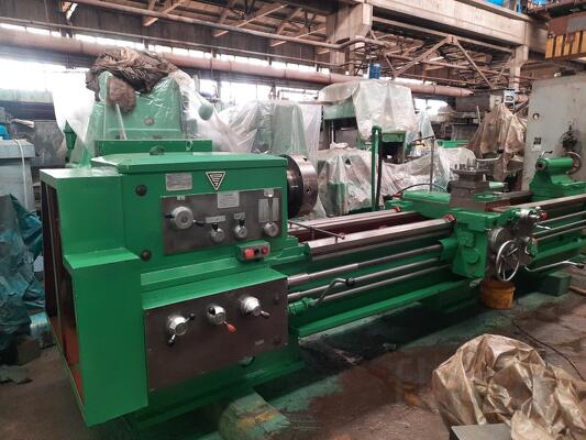 Токарно-винторезный станок РТ 492 Ф1