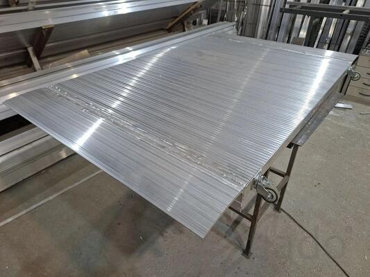 Мост перегрузочный для складской техники, рохли