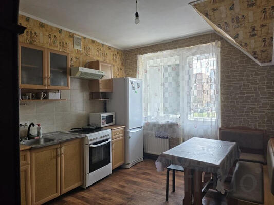 1-к квартира, 48 м², 4/4 эт.